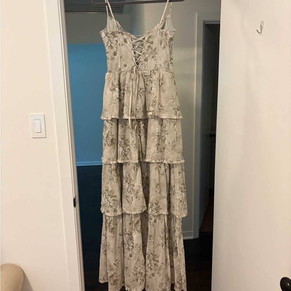 V. Chapman Floral Green Maxi Dress - Picture 7 of 8